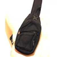Crossbody táska fekete