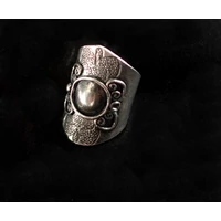 Hill Tribe gyűrű ezüst közép minta 12 gr. Hill Tribe gyűrű ezüst közép minta 12 gr.