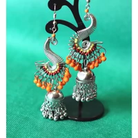 Páva gyöngyös fülbevaló