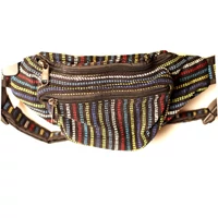 Övtáska feketén csíkok