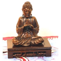 Buddha szobor talpazaton, fa