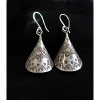 Hill Tribe fülbevaló ezüst virág minta 8 gr.