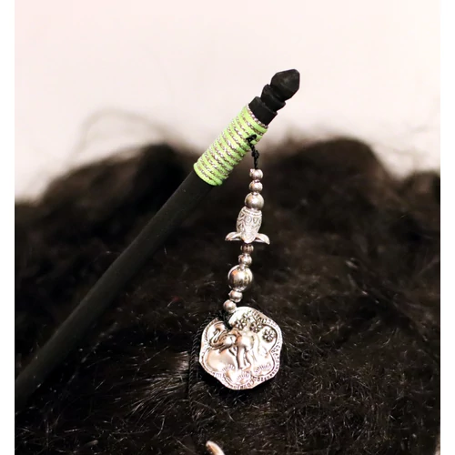 Hajtű etnikai díszes 5