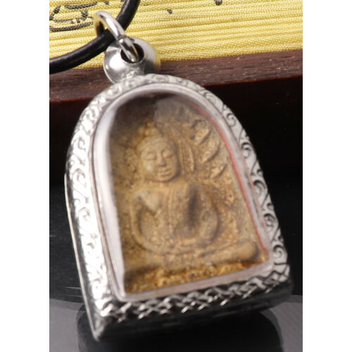 Buddha medál C