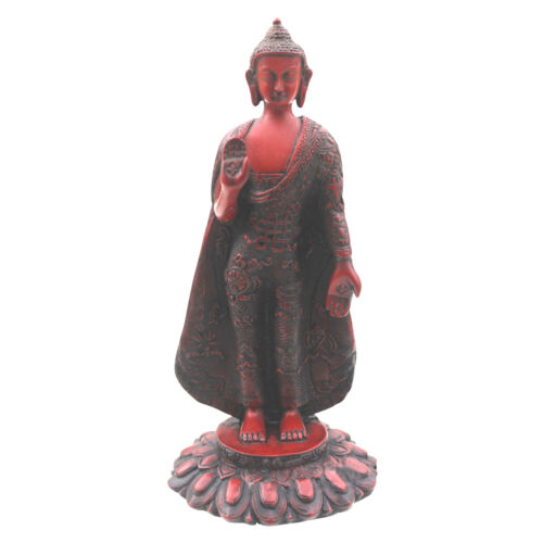 Buddha áldással álló