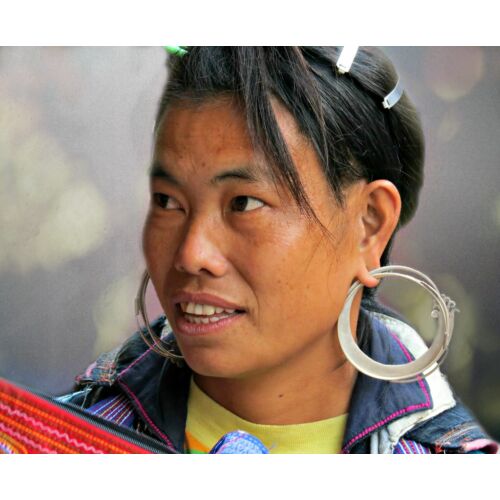 Hmong -törzsi- fülbevaló  A