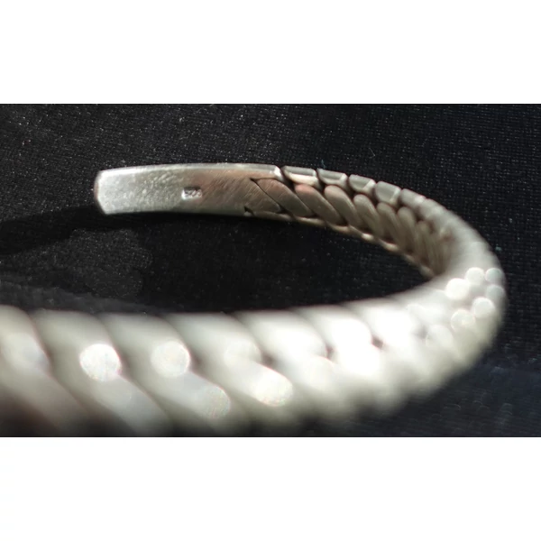 Fonott ezüst karkötő 37,5 gr.