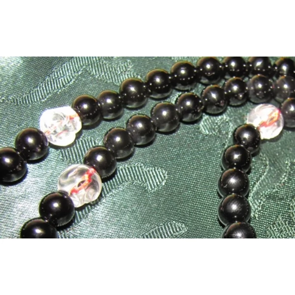 Ónix hegyikristály koponya osztó az erőért